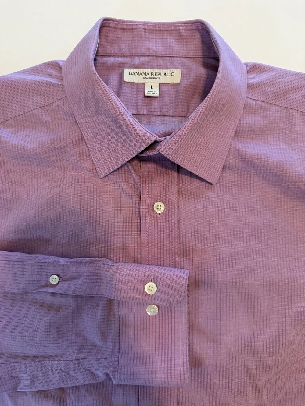 Banana Republic Men’s Standard Fit Dress Shirt – Size Large